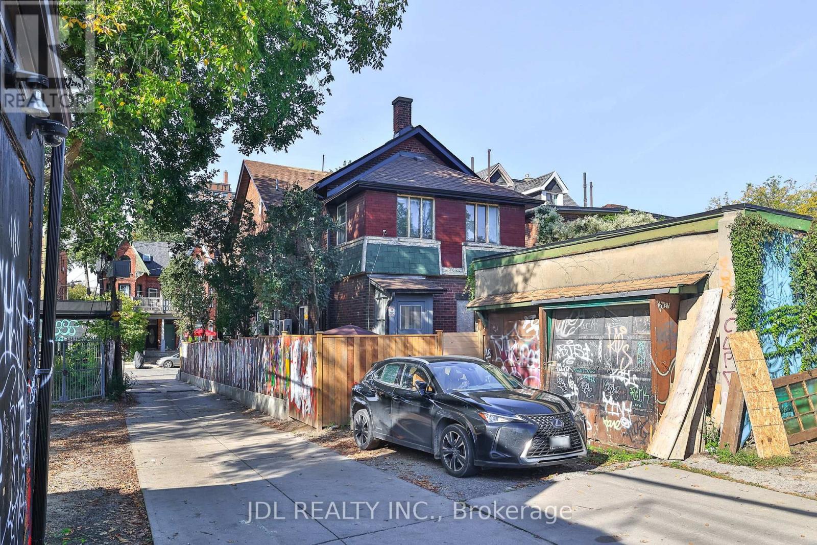 5 SORAUREN AVENUE - 9