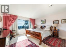 4815 Headland Close, West Vancouver, BC V7W3C2 Photo 11