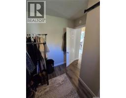 136 10th Street Ne, Weyburn, SK S4H1G9 Photo 15