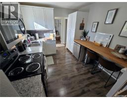 136 10th Street Ne, Weyburn, SK S4H1G9 Photo 23