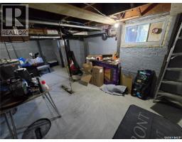 136 10th Street Ne, Weyburn, SK S4H1G9 Photo 36