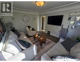 136 10th Street Ne, Weyburn, SK S4H1G9 Photo 8