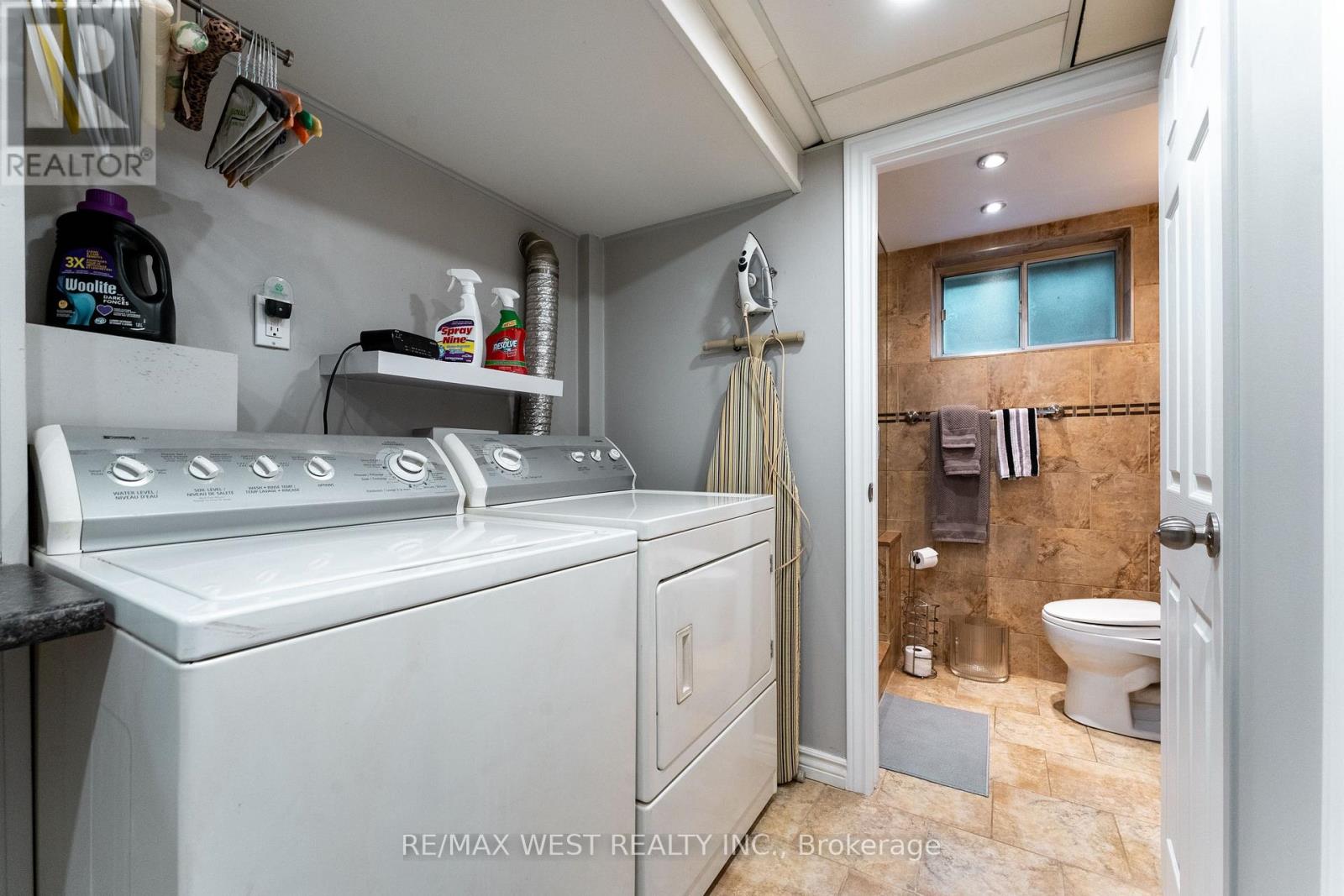 59 LANDFAIR CRESCENT - 24