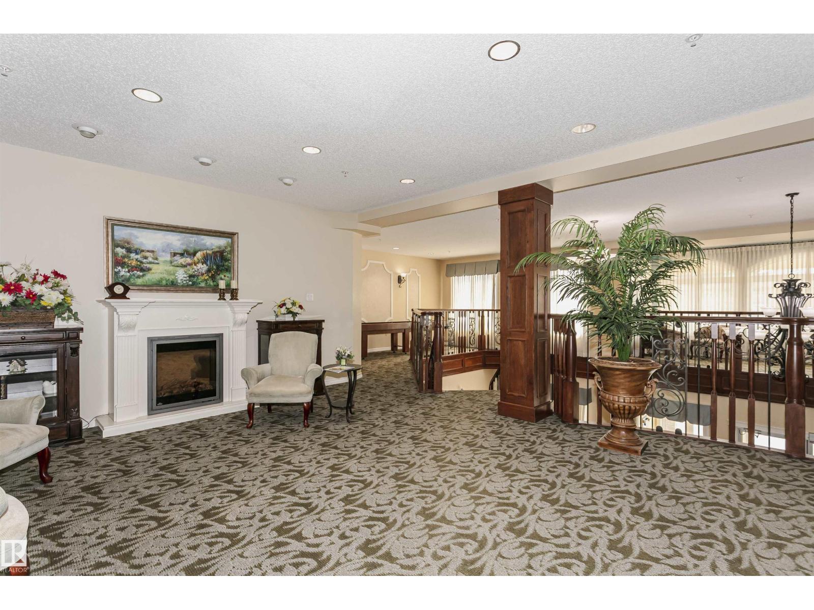 #325 9820 165 ST NW - 40