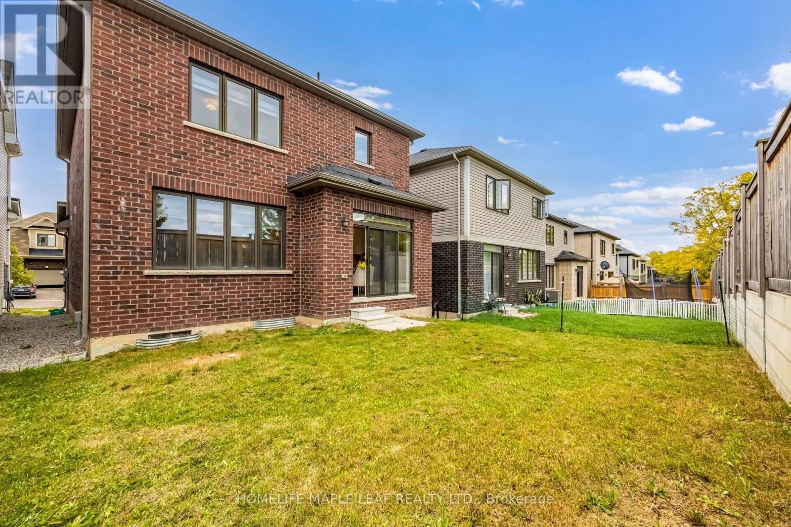 41 SUNDIN DRIVE - 43