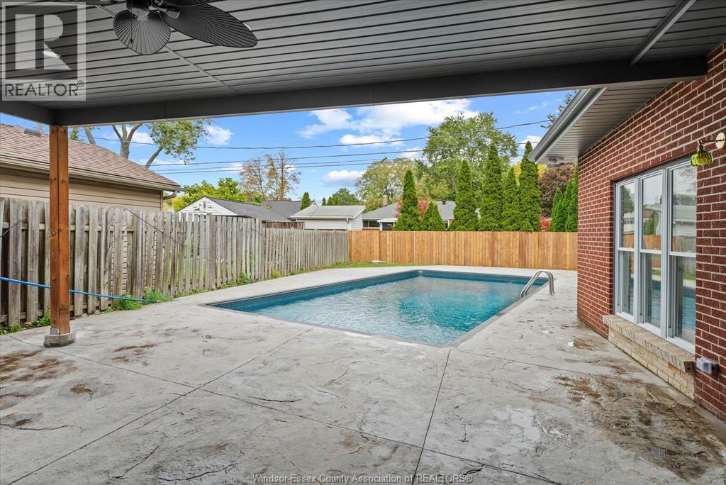 2858 DANDURAND - Image 34