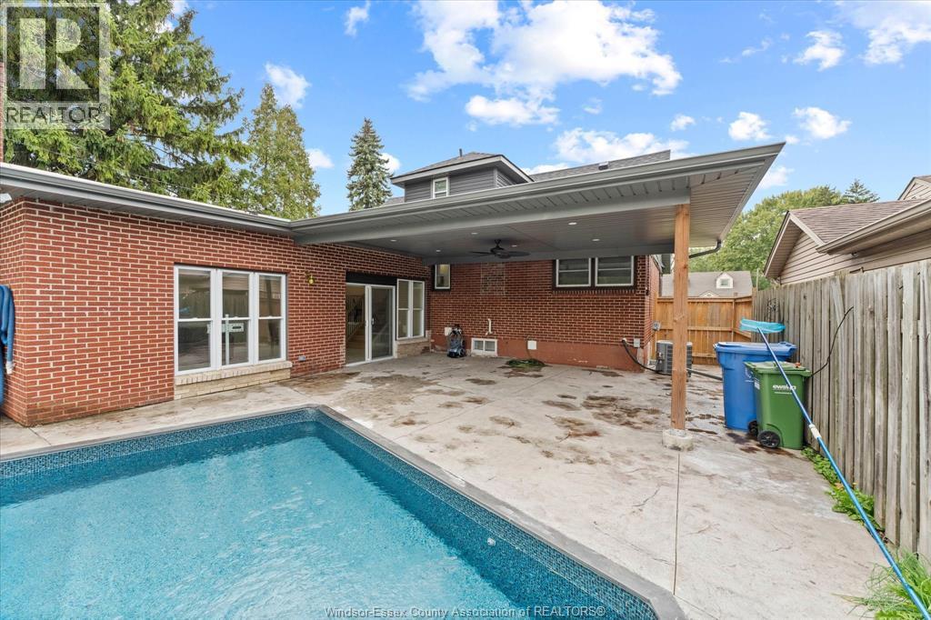 2858 DANDURAND - Image 36