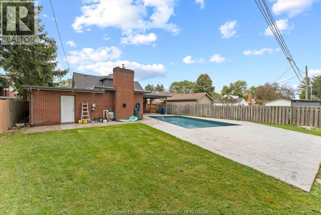 2858 DANDURAND - 40