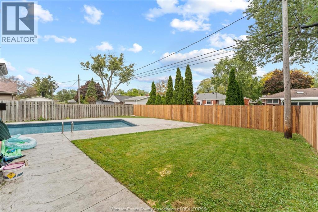 2858 DANDURAND - Image 37