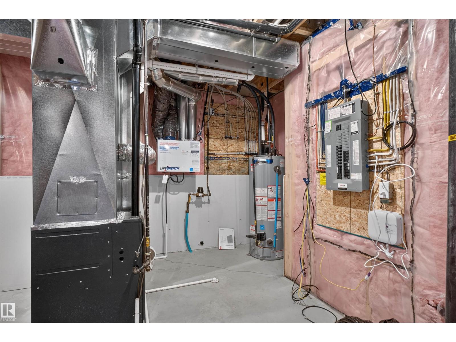 15150 26 ST NW - Image 29