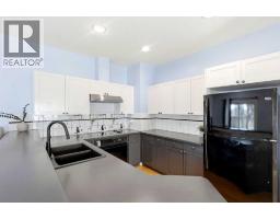 3pc Bathroom - 45 Patterson Hill Sw, Calgary, AB T3H2E6 Photo 10