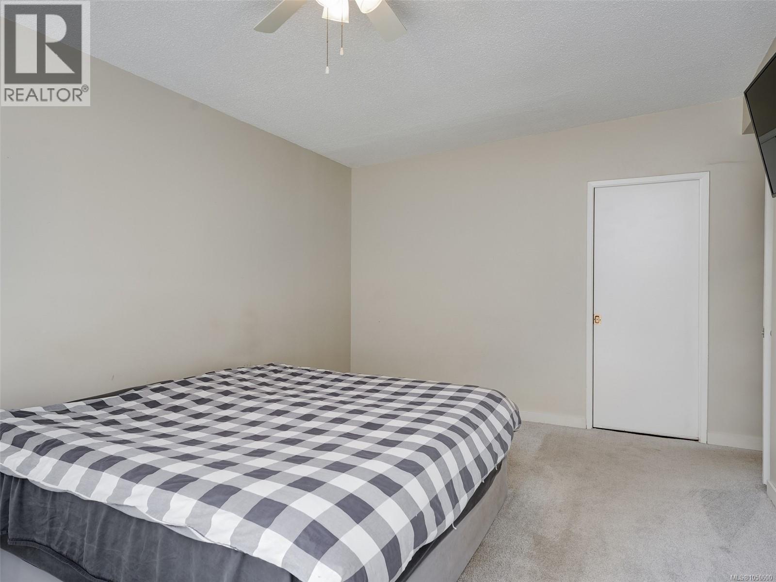  5190 Lochside Drive, Saanich