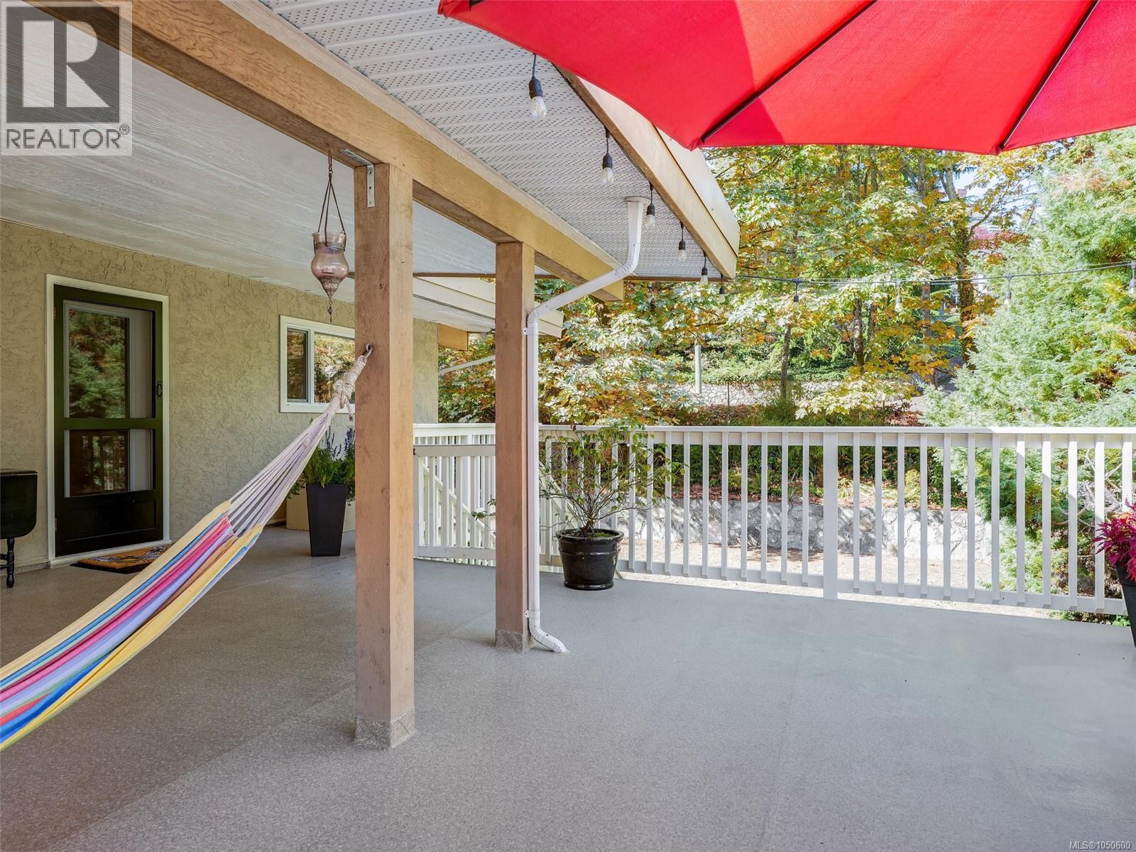 5190 Lochside Dr - 18