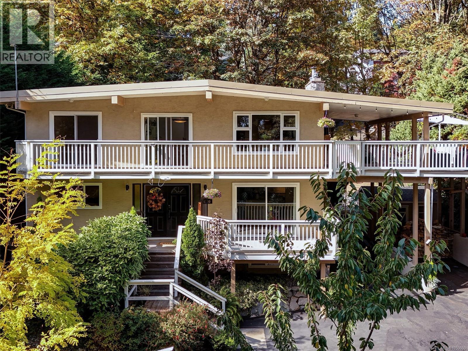 5190 Lochside Dr - 39
