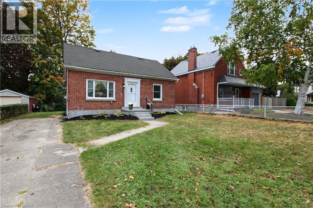 223 MARGARET Avenue, Kitchener — photo 3