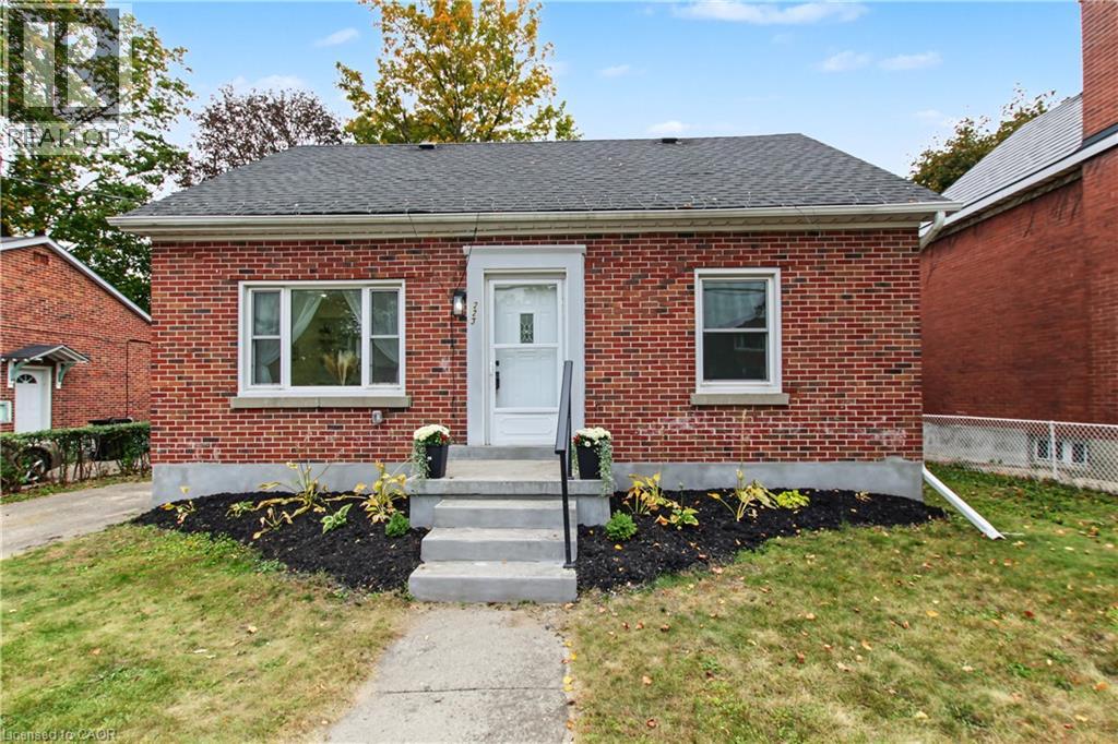 223 MARGARET Avenue, Kitchener — photo 4