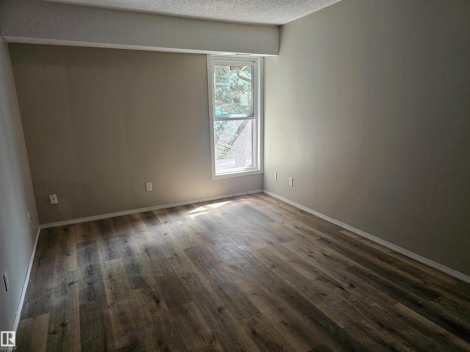 11822 39 ST NW - Image 14
