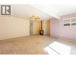 1205 Corcan Rd, Qualicum Beach, BC V9K2R6 Photo 16