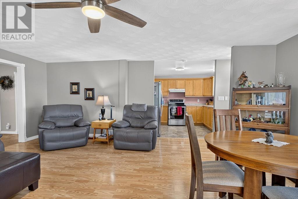 2096 Kenneth Drive - 11