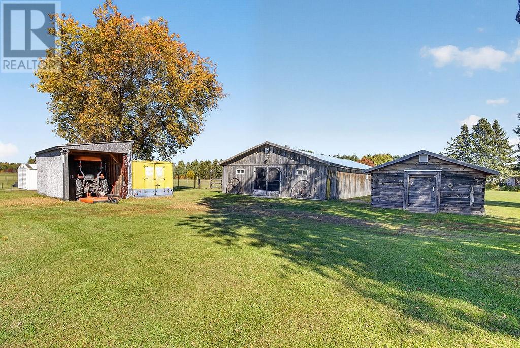 2096 Kenneth Drive - 31