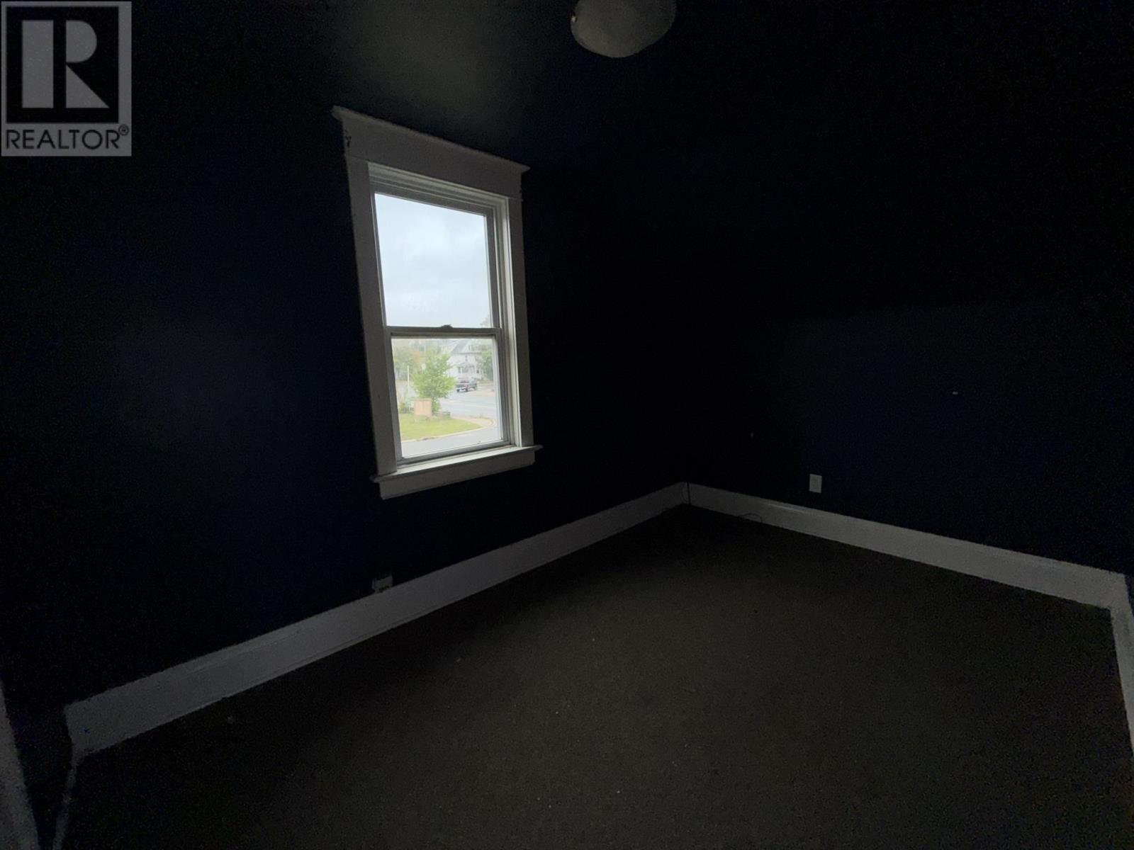 169 Huron ST - 20