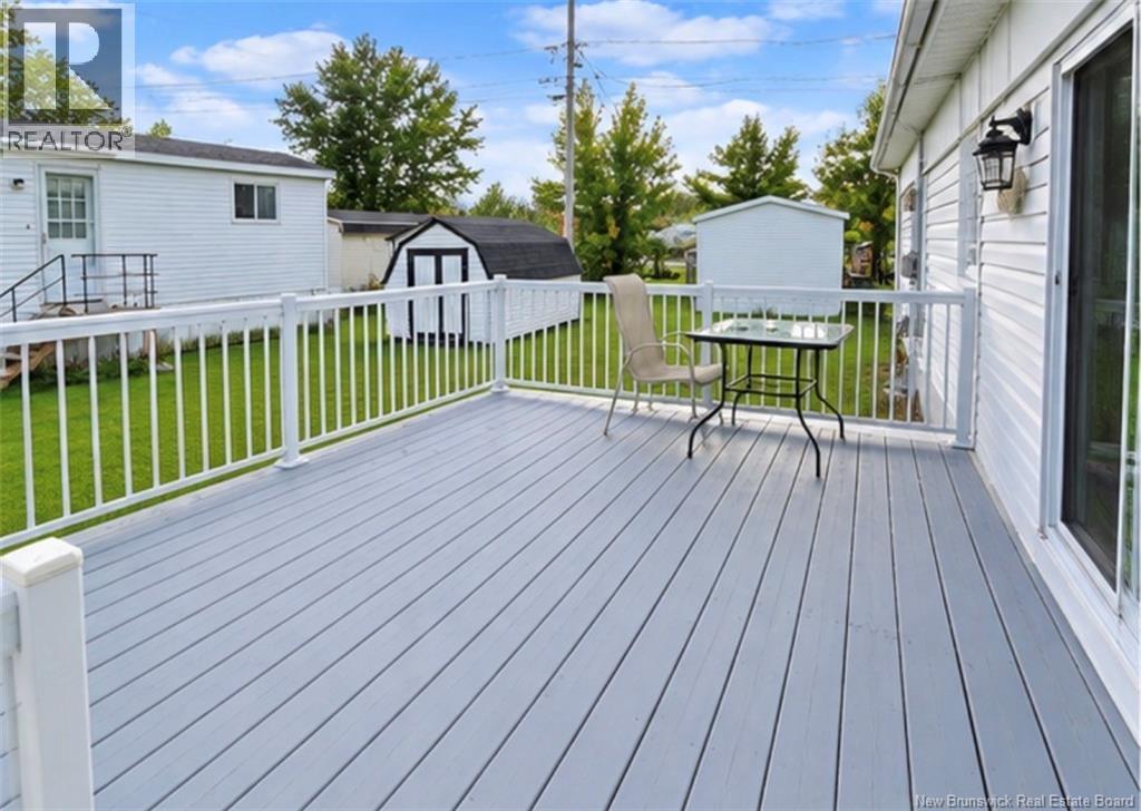 8 Tait Crescent - Image 6