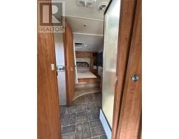 13 Junction Road thumbnail 16