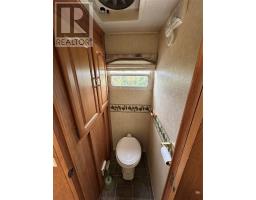 13 Junction Road thumbnail 18