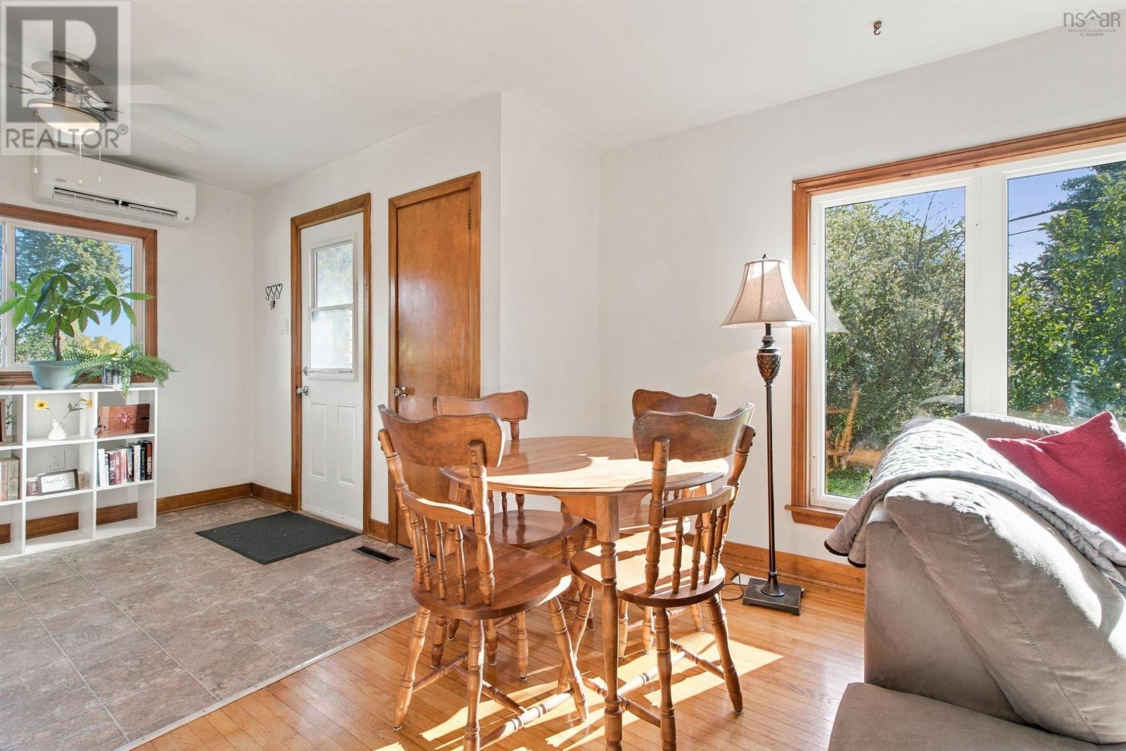 122 Campbell Avenue - Image 9