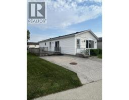 79 Parkside, Mcgregor, ON N0R1J0 Photo 9