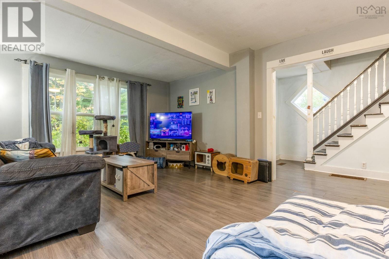 639 Faculty Drive - 7