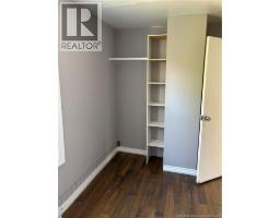 560 Queen Street, Bathurst, NB E2A2J7 Photo 11