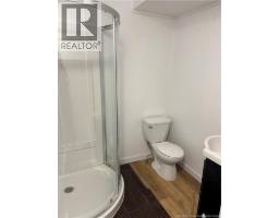 Kitchen - 560 Queen Street, Bathurst, NB E2A2J7 Photo 6