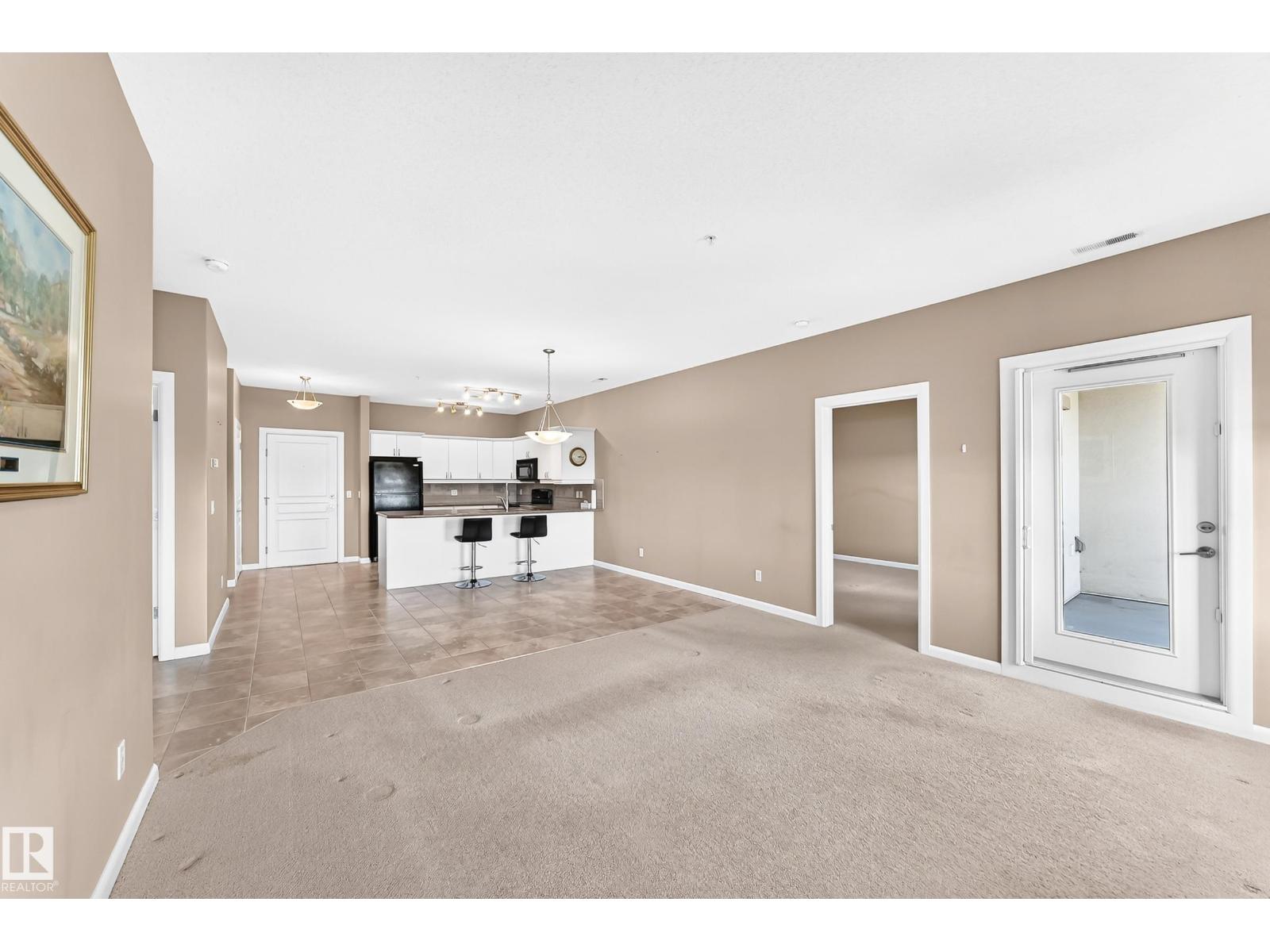 #436 160 MAGRATH RD NW - 17