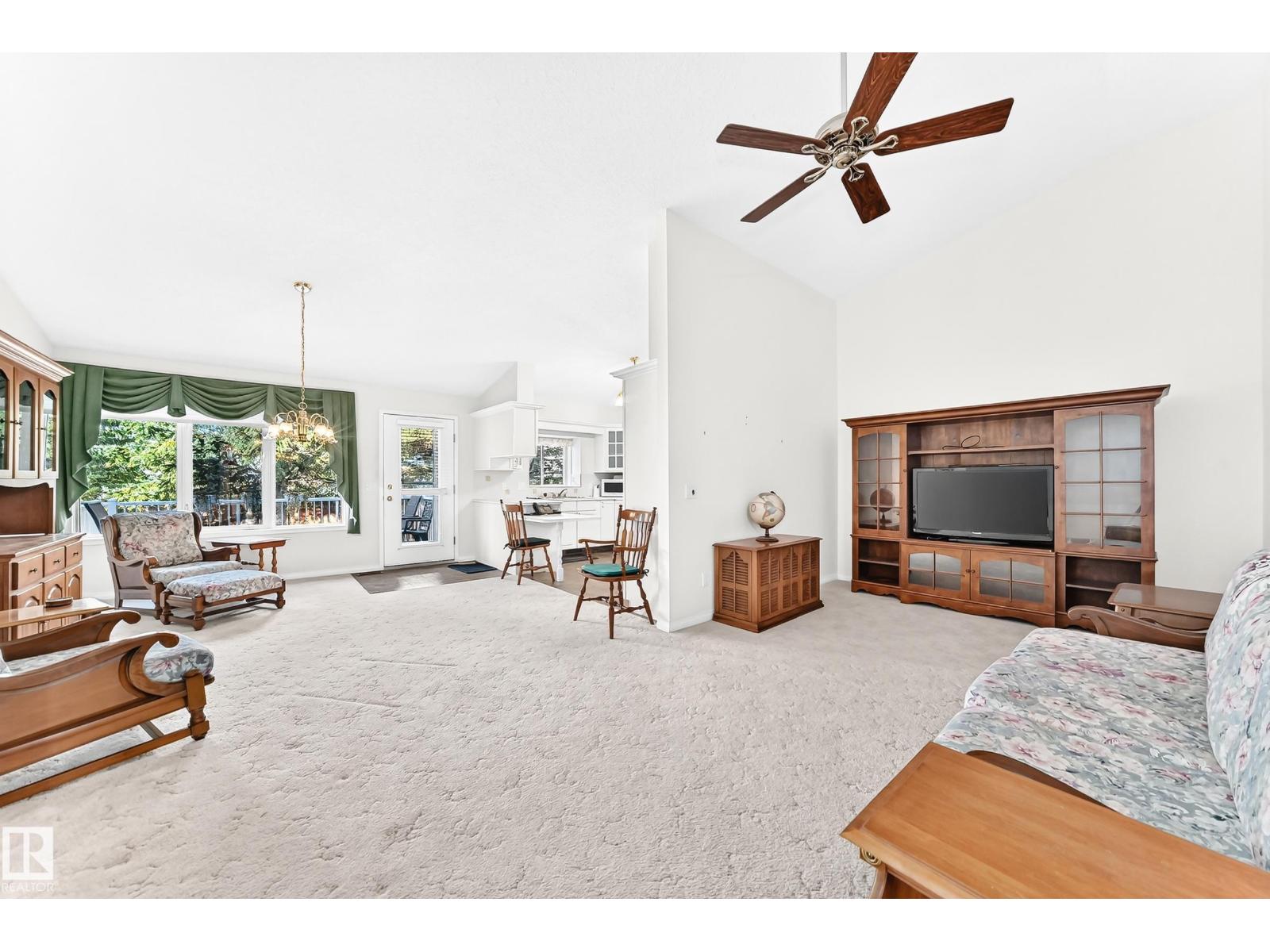 111 LAKESIDE PL - 18