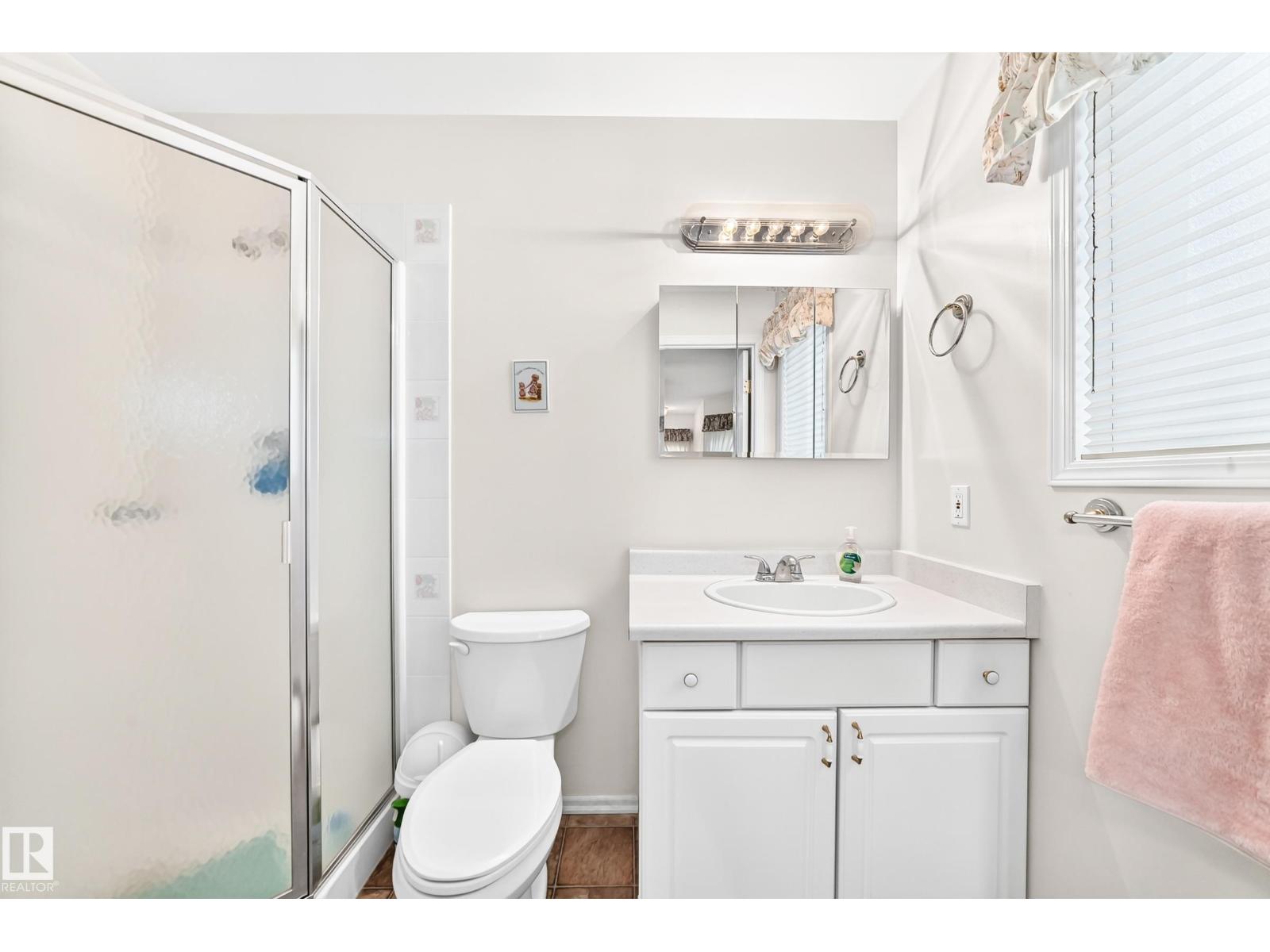 111 LAKESIDE PL - 25