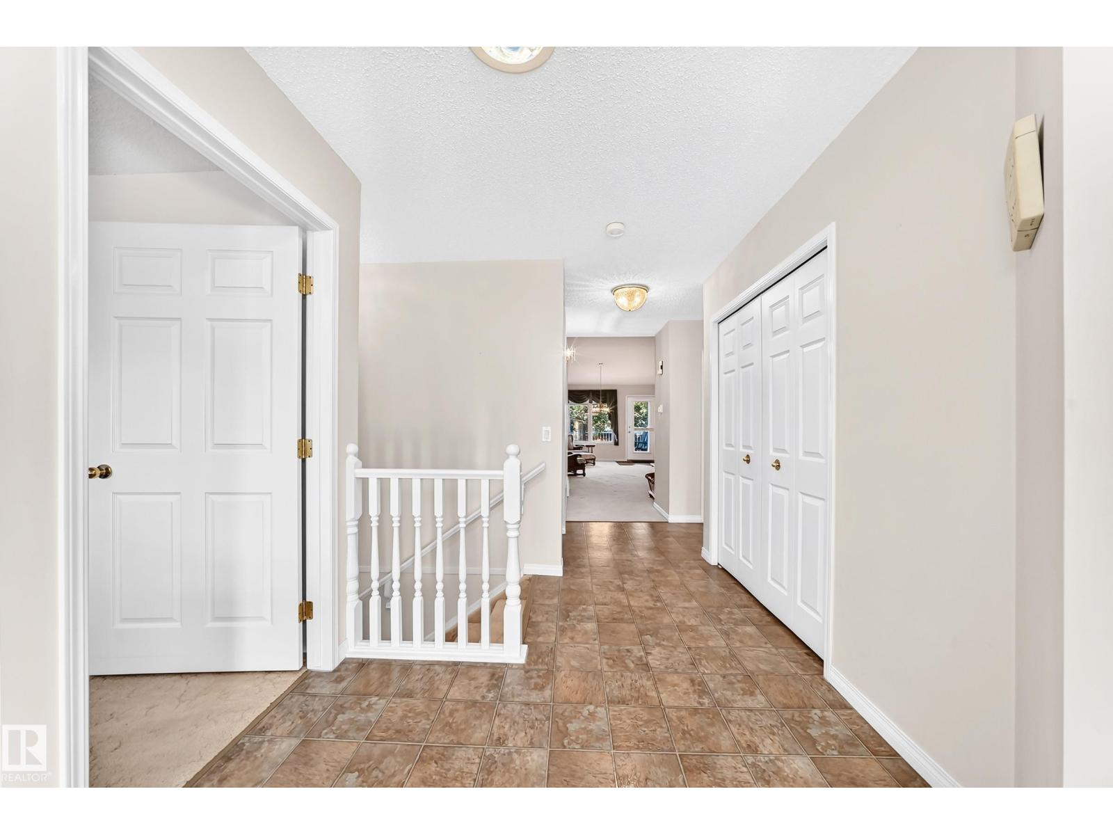 111 LAKESIDE PL - 5