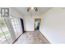Foyer - 2209 Lingan Road Road, Lingan, NS B1H5J3 Photo 8