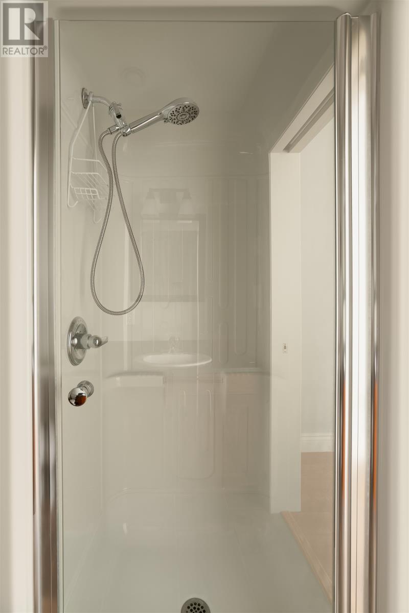 #302 111 Richmond Street - 15