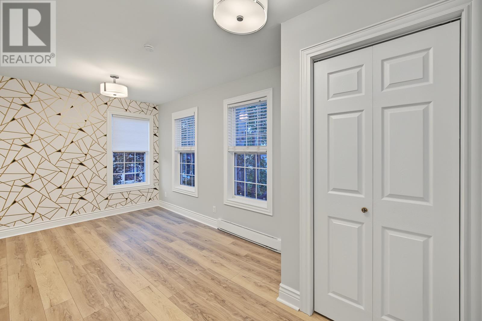66 Colonial Street - 26