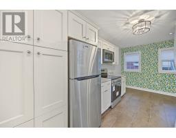 66 Colonial Street thumbnail 18