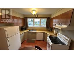 161 New Mexico Drive thumbnail 9