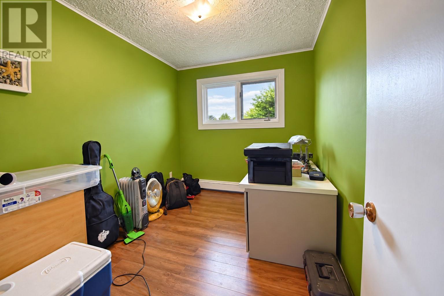 57 McNiven Place - 10