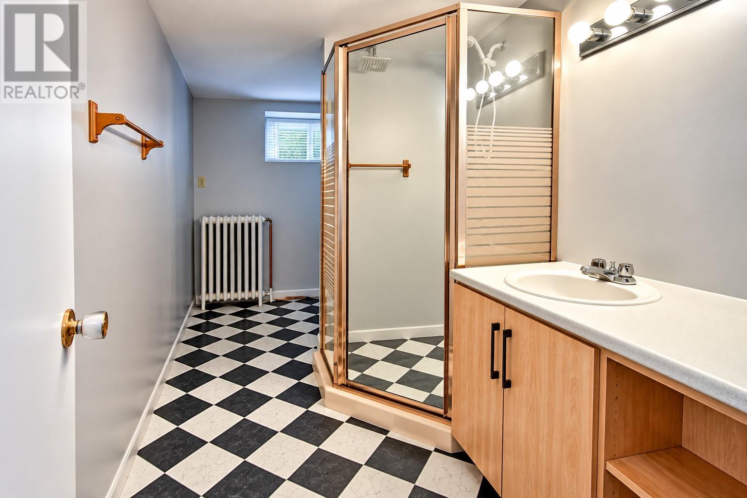 57 McNiven Place - 13