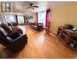 242 Main Street thumbnail 9