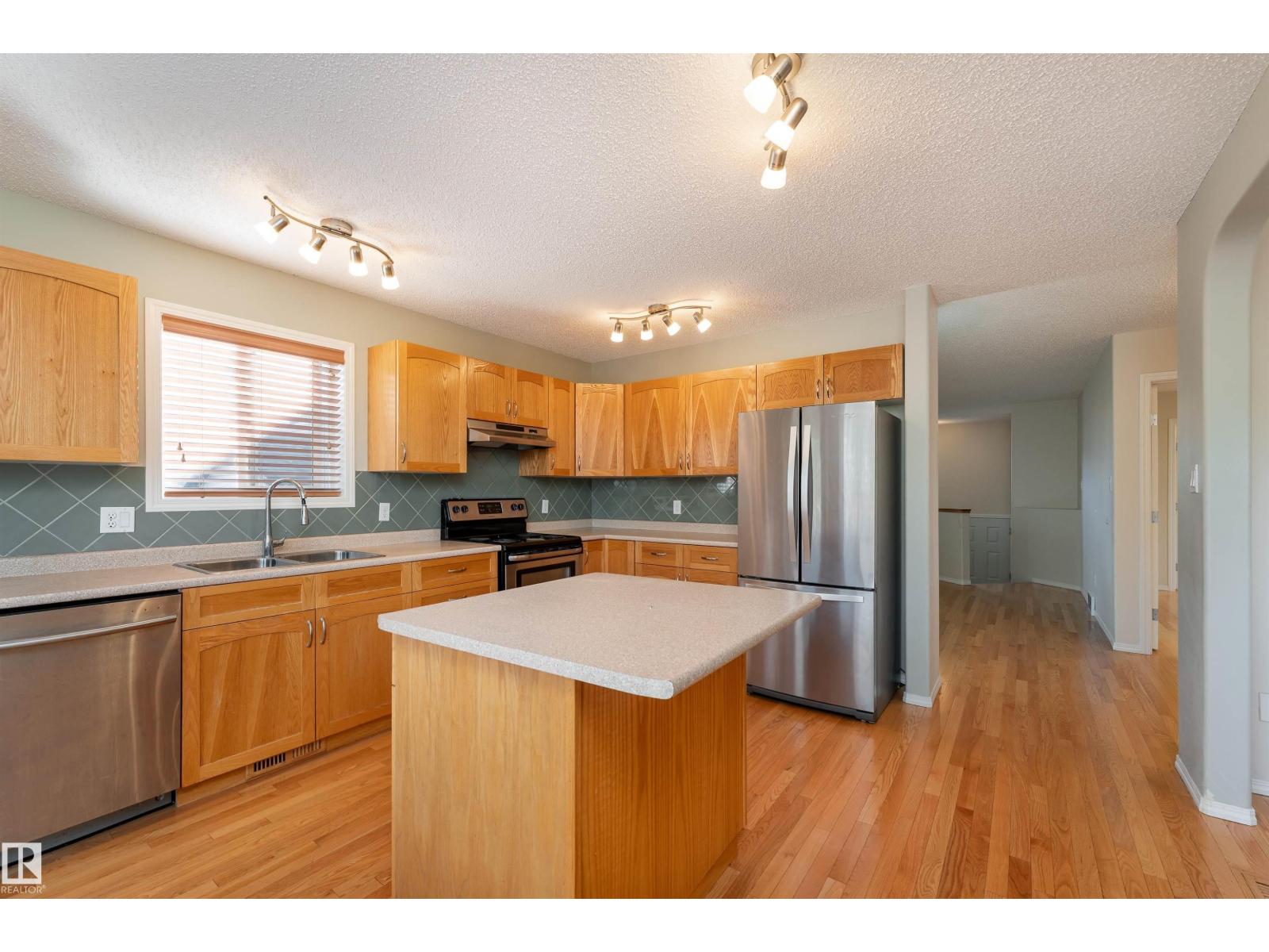 812 BARNES LINK SW - 5