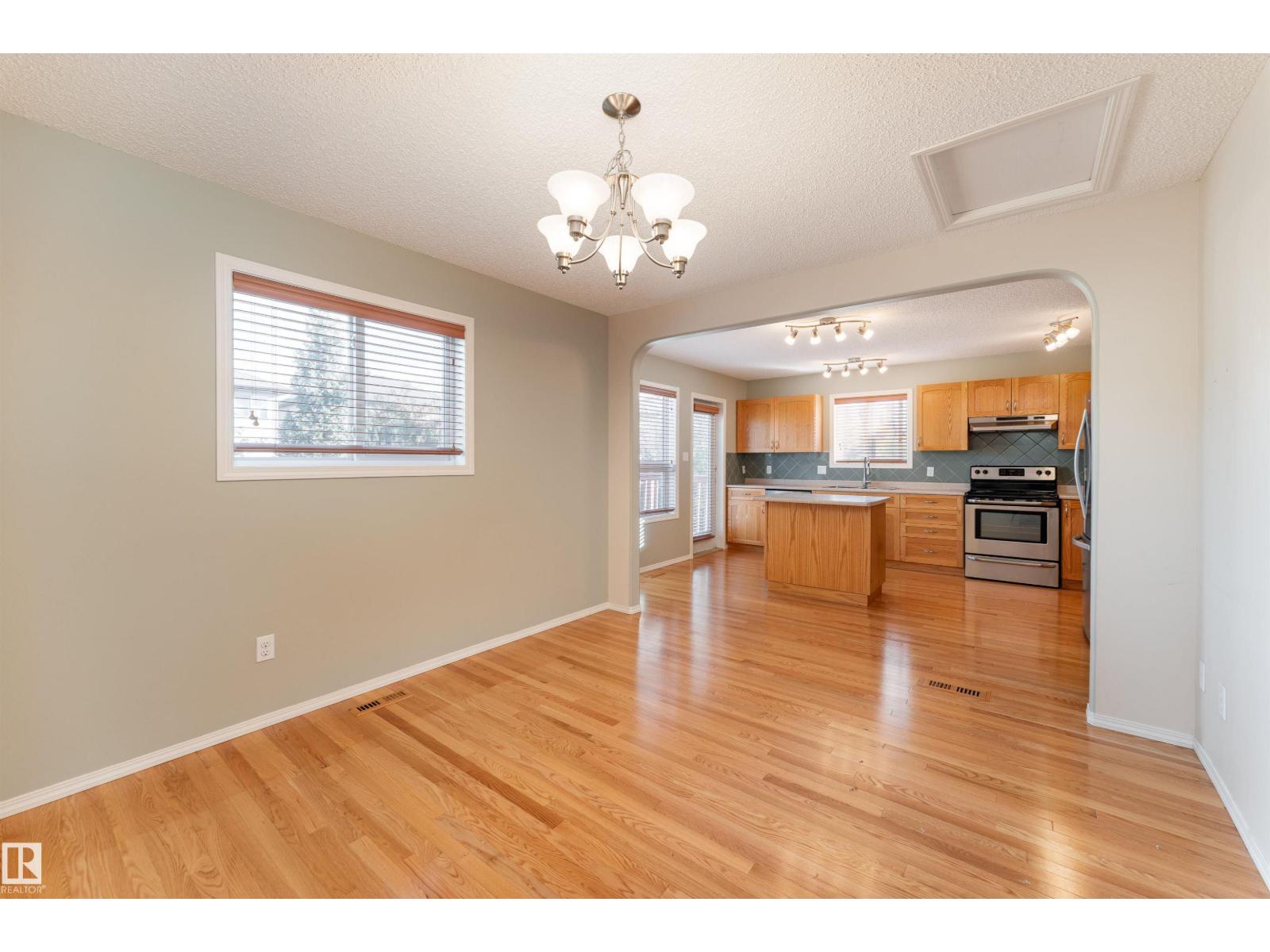 812 BARNES LINK SW - 8