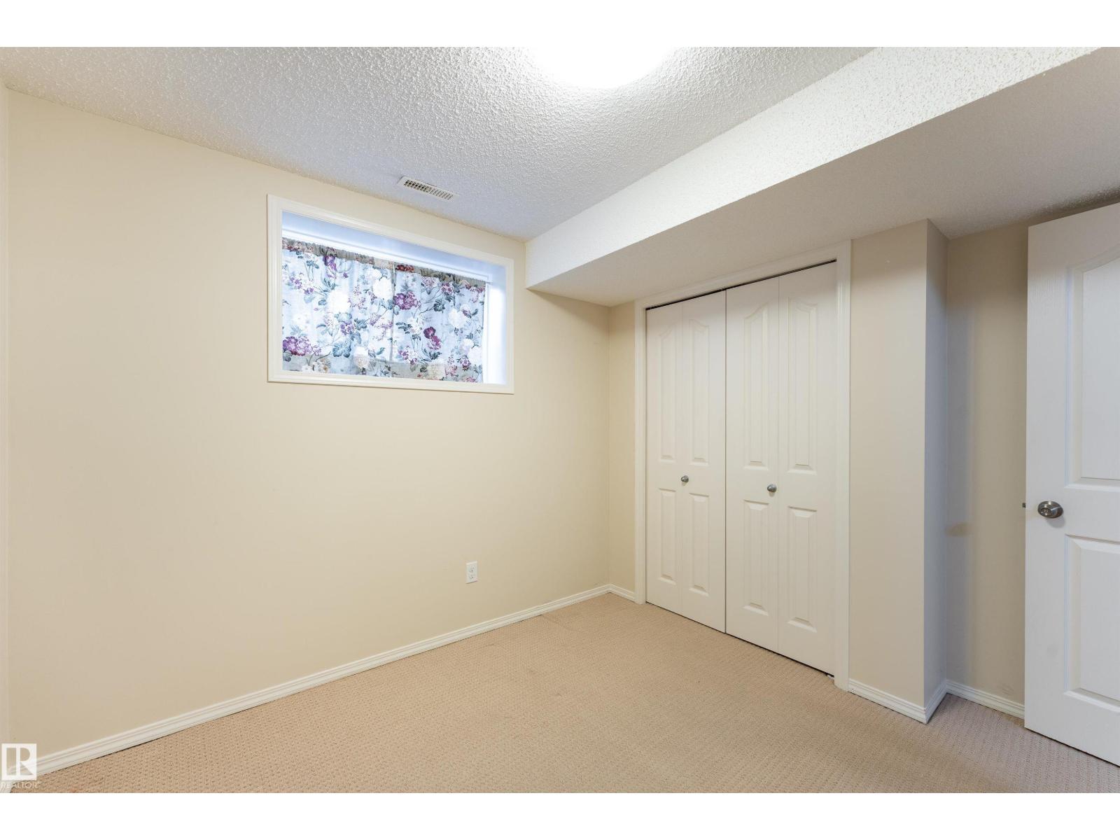 812 BARNES LINK SW - 32