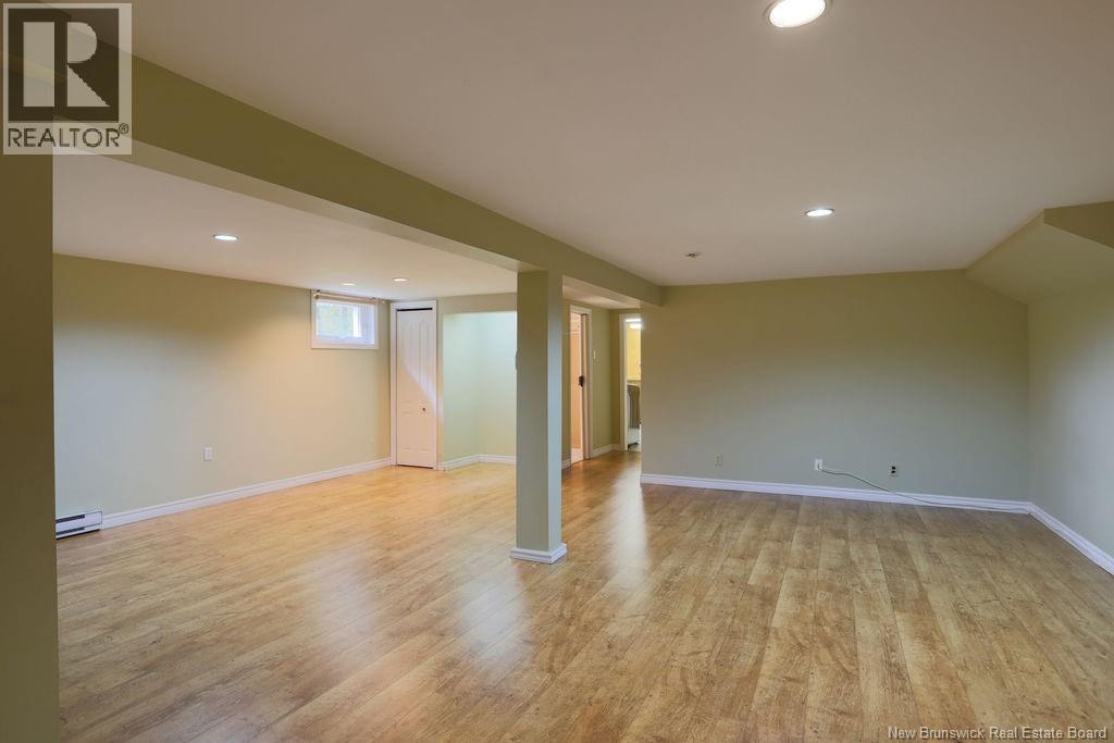 38 Forest Road - Image 27