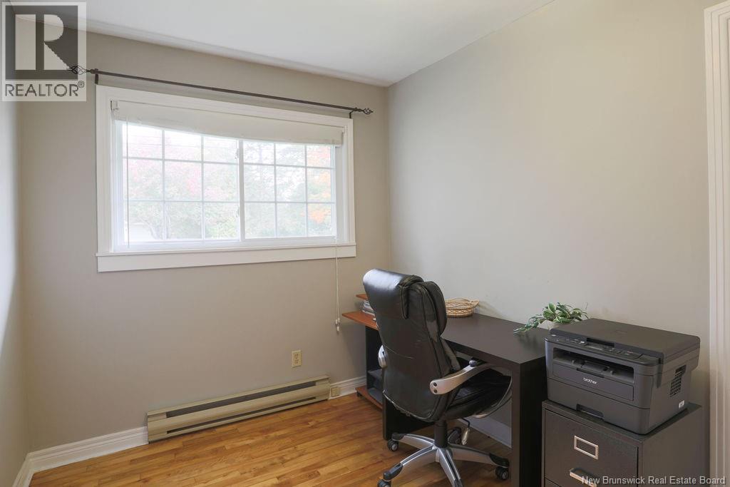 38 Forest Road - Image 24